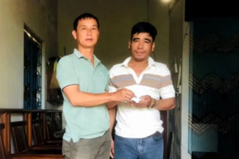 Nhặt túi vàng 7 chỉ trước chợ, vợ chồng ở Đà Nẵng tìm trả chủ