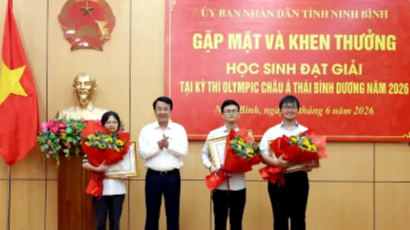 Ninh Bình: Ba học sinh giành huy chương Olympic châu Á, lập kỷ lục mới