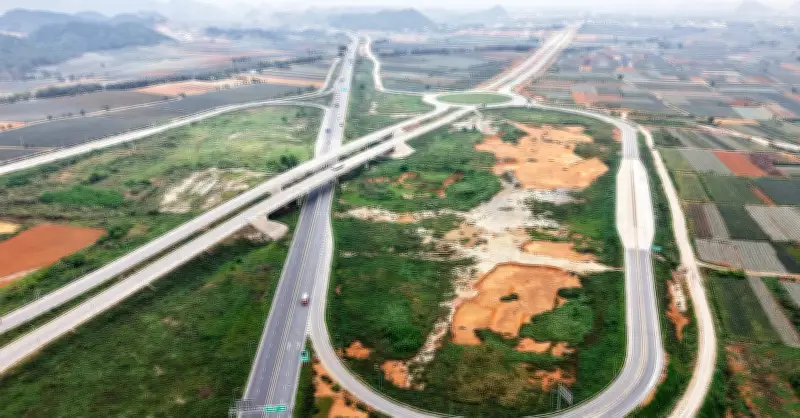 Ninh Bình khởi công dự án đường gần 7.000 tỷ, vận tốc thiết kế 100km/h