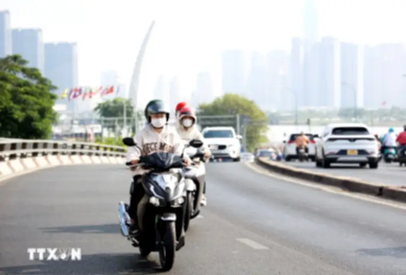 Nắng nóng giữa mùa mưa bão: Hiện tượng thời tiết cực đoan ở Nam Bộ