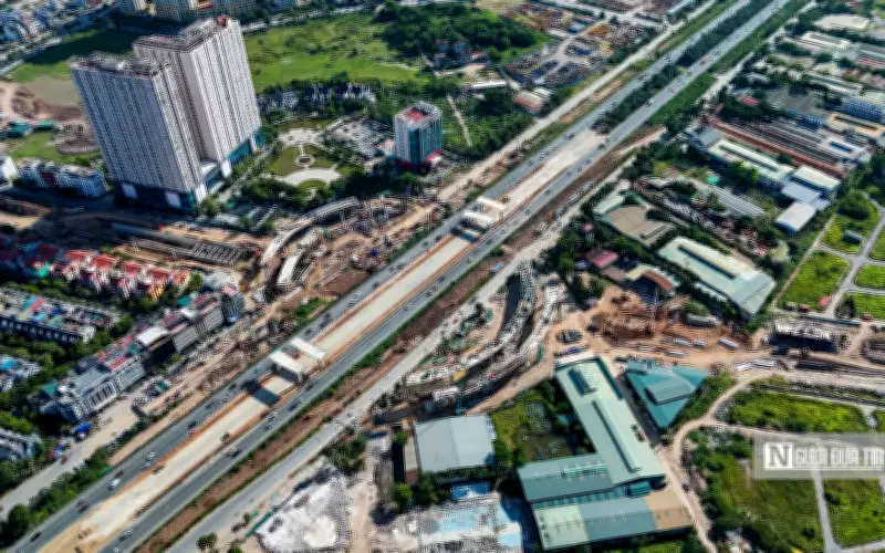 Nút giao 2.384 tỷ đồng giữa Vành đai 3,5 và Đại lộ Thăng Long lộ diện sau 1 năm thi công