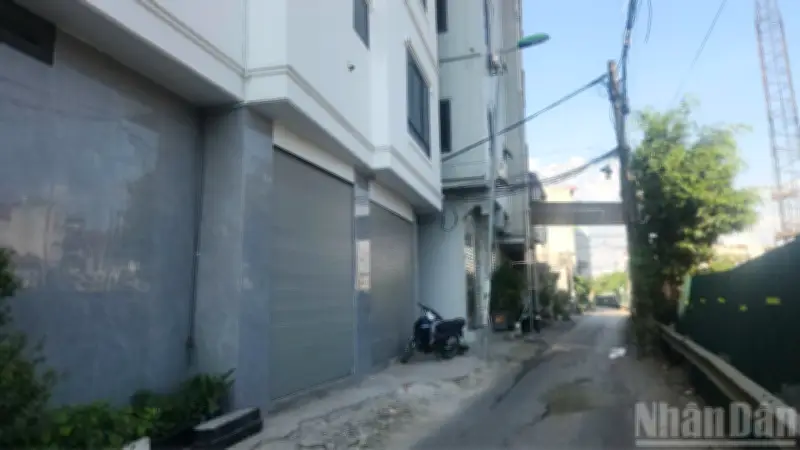 Nứt tường, nghiêng nhà vì thi công dự án cải tạo sông Tô Lịch
