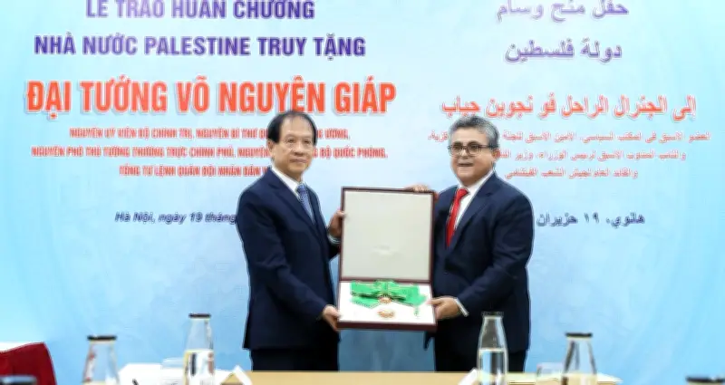 Palestine truy tặng Huân chương Đại huy Đại cho Đại tướng Võ Nguyên Giáp