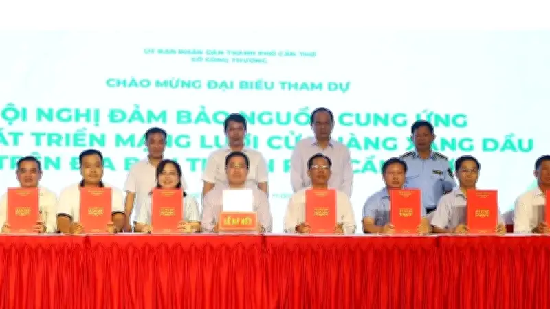 Petrolimex Cần Thơ mở rộng mạng lưới bán lẻ xăng dầu