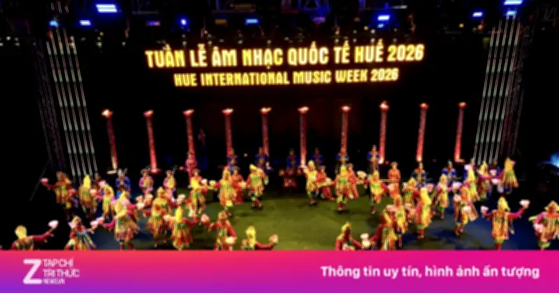 Phó chủ tịch TP Huế phát biểu song ngữ gây sốt mạng xã hội