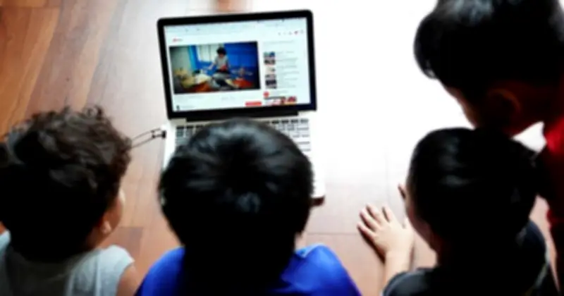 Phụ huynh phải đứng tên đăng ký mạng xã hội cho con từ 1.7.2026