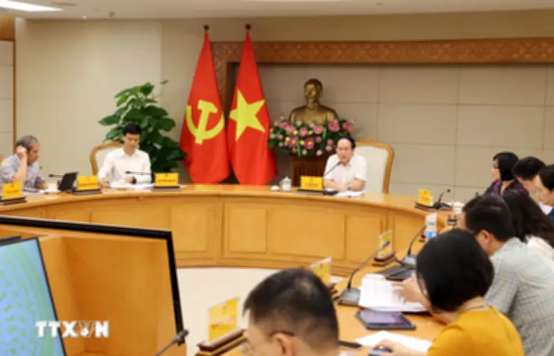 Phó Thủ tướng Lê Tiến Châu họp về Đề án thí điểm đánh giá xây dựng pháp luật