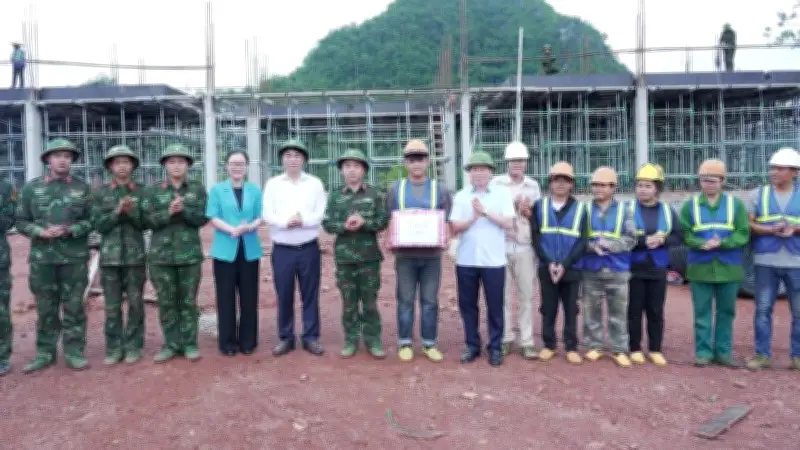 Phó Thủ tướng Lê Tiến Châu yêu cầu nâng cao chất lượng giáo dục tại Cao Bằng