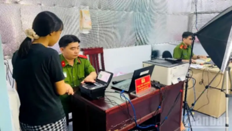 Phường Long Bình vượt khó trong chiến dịch 60 ngày đêm chuyển đổi số