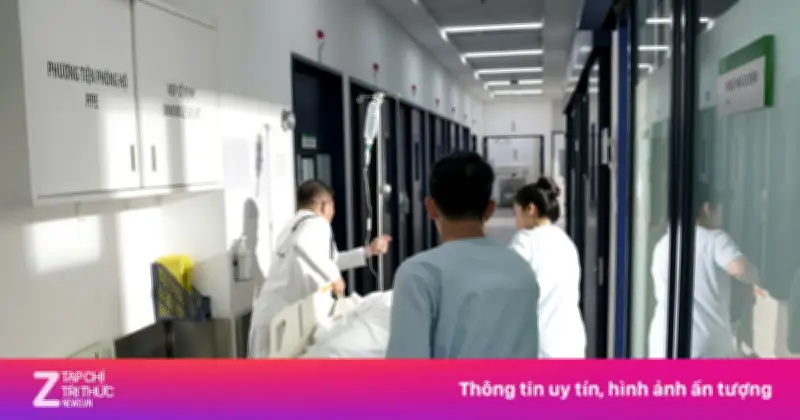 Phép màu ở phòng mổ FV: Hồi sinh 2 chiếc răng bật khỏi hàm sau tai nạn