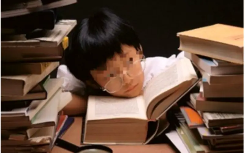 PSLE: Kỳ thi tiểu học gây áp lực lớn tại Singapore