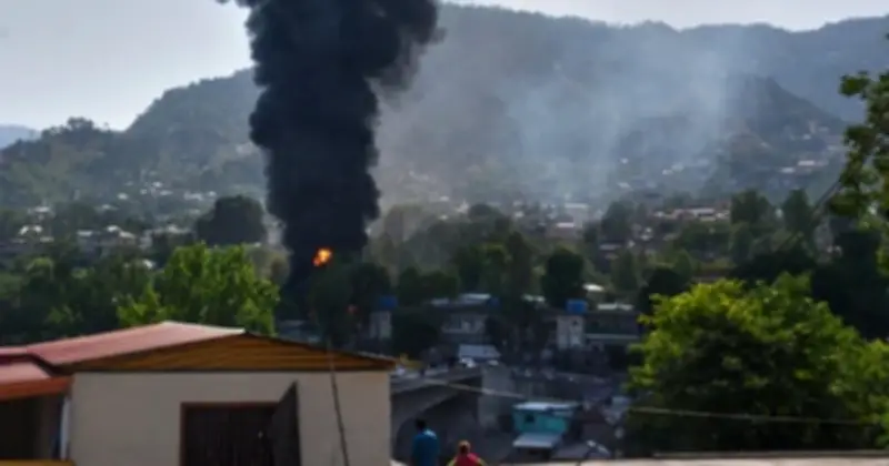 Rơi trực thăng quân sự Pakistan tại Kashmir, toàn bộ thành viên thiệt mạng