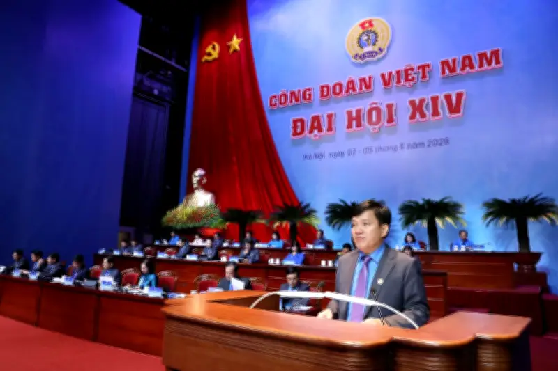 Sửa Điều lệ Công đoàn Việt Nam: đề xuất giảm mức đóng đoàn phí