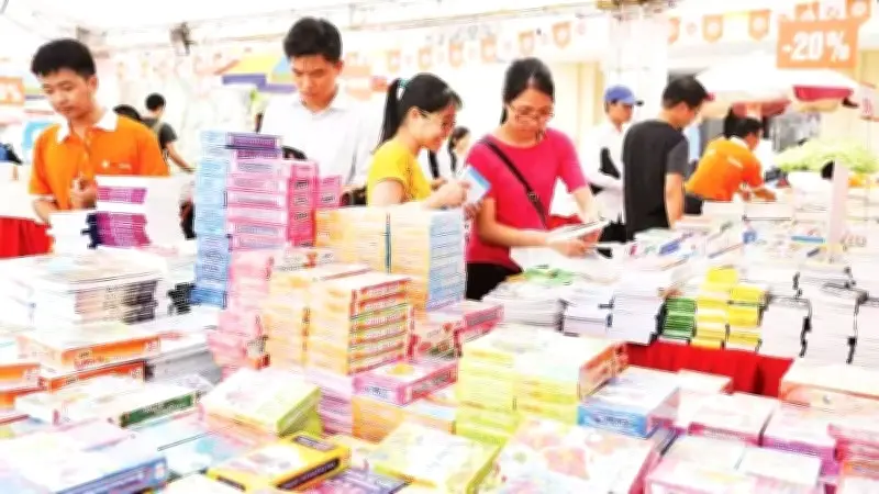 Sách là 'hạ tầng mềm' cho phát triển bền vững trong kỷ nguyên số