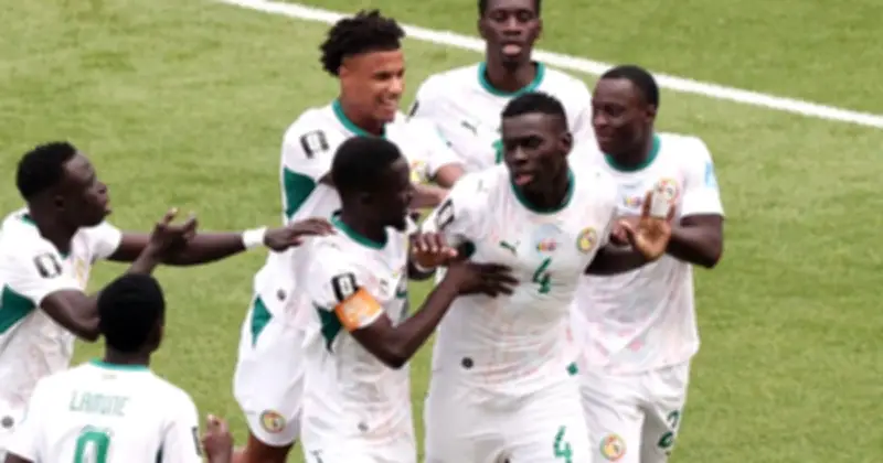 Senegal 5-0 Iraq: Đội châu Phi vượt Hàn Quốc, nuôi hy vọng đi tiếp