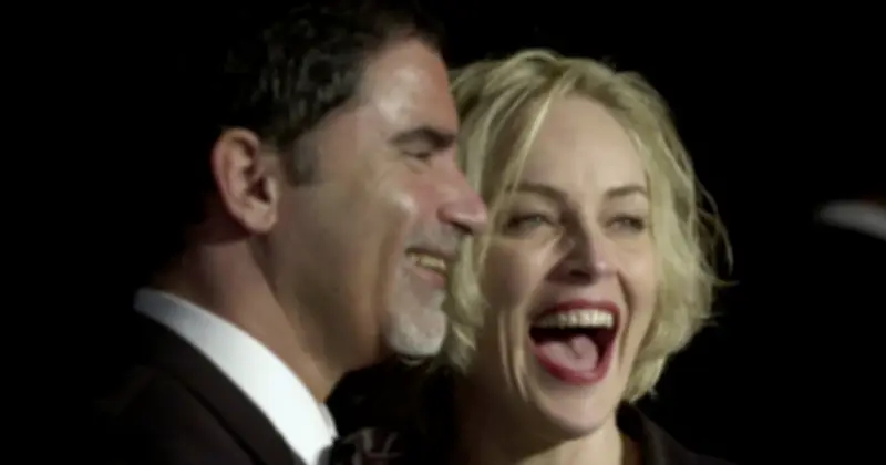 Sharon Stone kể về quyết định cắt bỏ vú và cuộc hôn nhân tan vỡ vì chồng phản đối