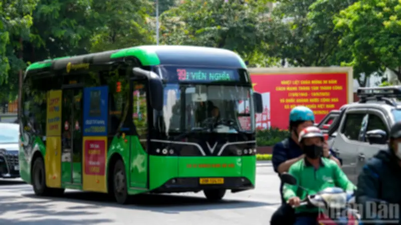 Siết chặt quản lý vận tải hành khách hợp đồng từ tháng 8/2026