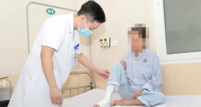 Suy thận cấp vì một quyết định giống nhiều người