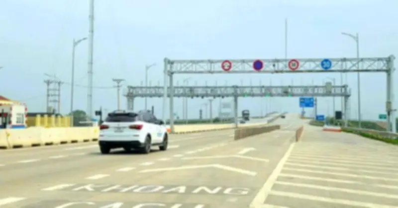 Từ 15/7, 12 đoạn cao tốc Bắc - Nam chính thức thu phí