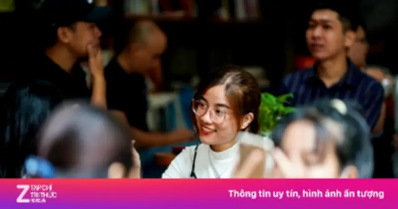 Từ 1/7, Hà Nội hỗ trợ chi phí điều trị cho người trẻ cận từ 3 diop