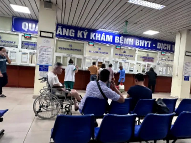 Từ 1/7: Khám bệnh bằng thẻ BHYT được hưởng lợi gì?