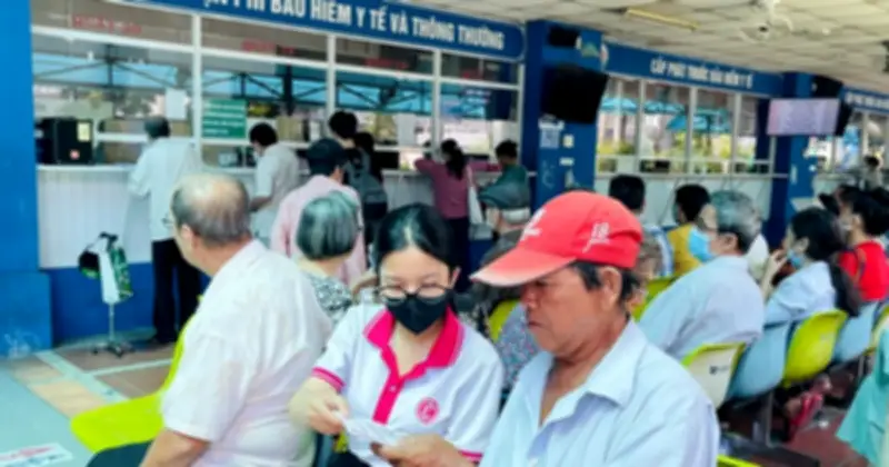 Từ 1/7, người tham gia BHYT được hưởng thêm nhiều quyền lợi mới