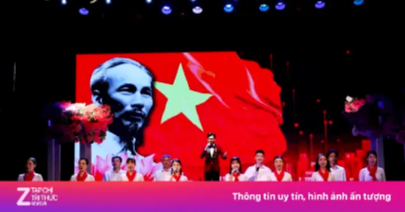 Tự do sáng tạo phải đi đôi với trách nhiệm lịch sử và nhân dân