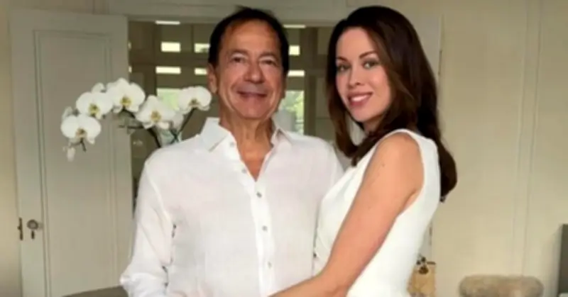 Tỷ phú John Paulson sắp cưới vị hôn thê kém 33 tuổi sau ly hôn