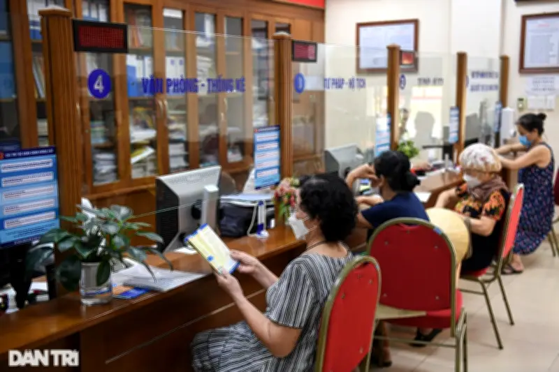 Từ vụ cụ bà gần 100 tuổi ở phường Ngọc Hà, nghĩ về chính quyền phục vụ