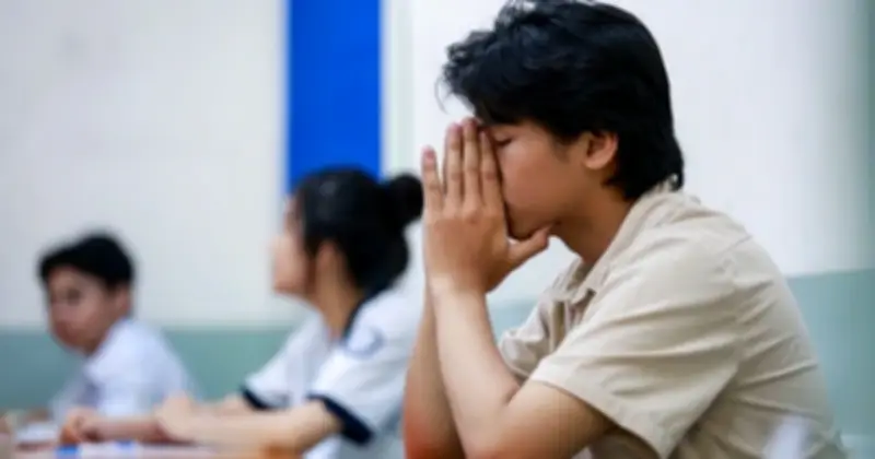 Thí sinh TP.HCM hoàn thành kỳ thi tốt nghiệp THPT 2026 với đề tiếng Anh phân hóa cao