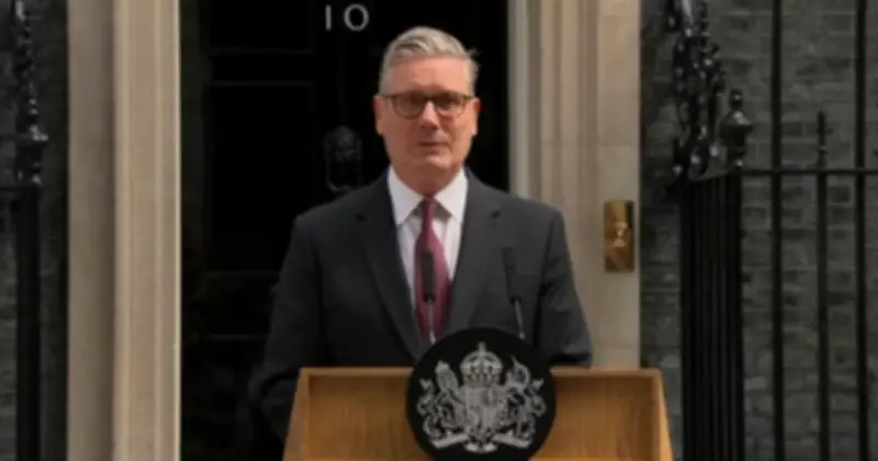 Thủ tướng Anh Keir Starmer tuyên bố từ chức sau áp lực lớn