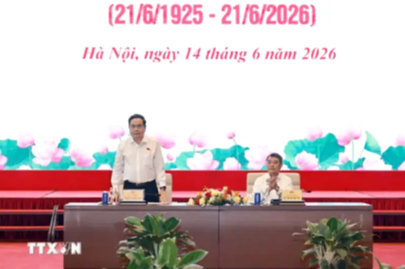 Thủ tướng và Chủ tịch Quốc hội gặp mặt lãnh đạo các cơ quan báo chí