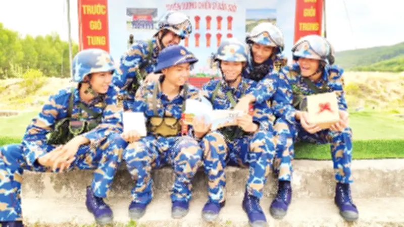 Thư viện lưu động quân đội: Đưa sách đến thao trường, bồi đắp văn hóa đọc
