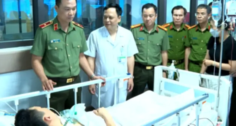 Thanh Hóa: Khởi tố đối tượng dùng dao đâm trọng thương trung tá công an