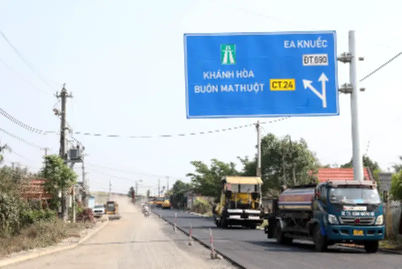 Thực tiễn đường cao tốc Khánh Hòa - Buôn Ma Thuột trong mùa nước rút