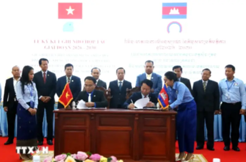 Thúc đẩy hợp tác đầu tư giữa các địa phương Việt Nam và Campuchia