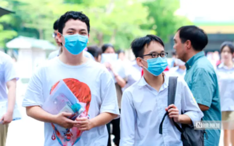 Đề thi tiếng Anh tốt nghiệp THPT 2026 mã đề 1135 và gợi ý đáp án
