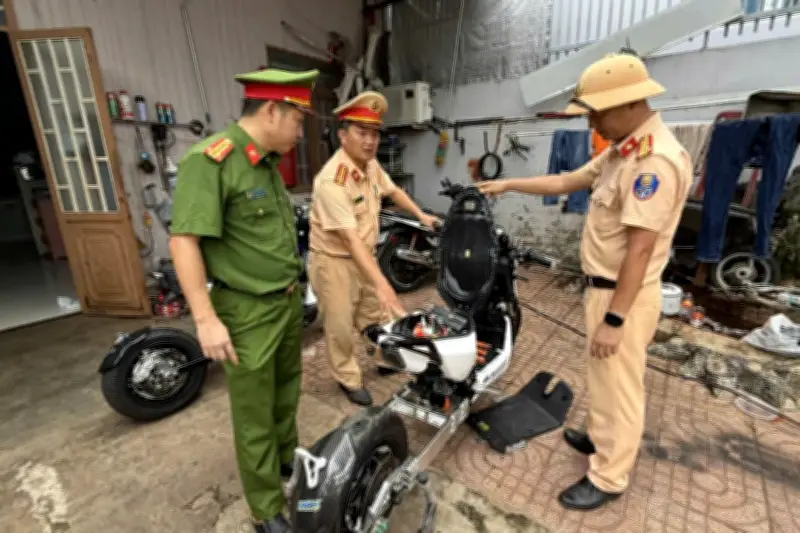 Thiếu niên 15 tuổi độ chế xe đạp điện đạt tốc độ 100 km/h tại Đắk Lắk