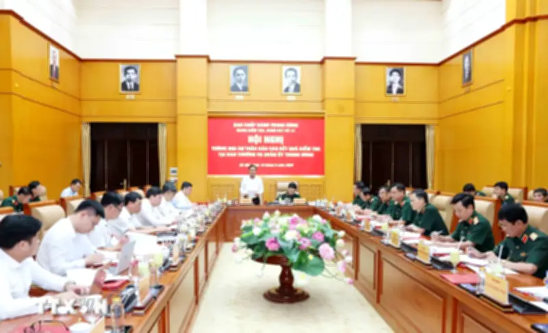 Thông qua dự thảo báo cáo kiểm tra với Ban Thường vụ Quân ủy Trung ương