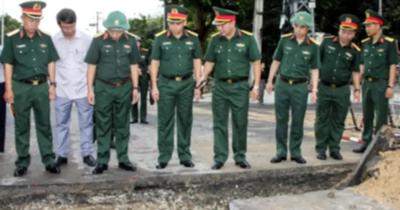 Thượng tướng Lê Quang Minh kiểm tra tìm kiếm hài cốt liệt sĩ tại Quảng Ngãi
