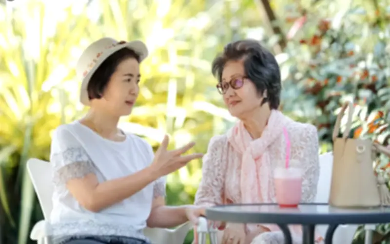 Tôi có lương hưu, em không có đồng nào nhưng người ăn nhậu lại là em ấy