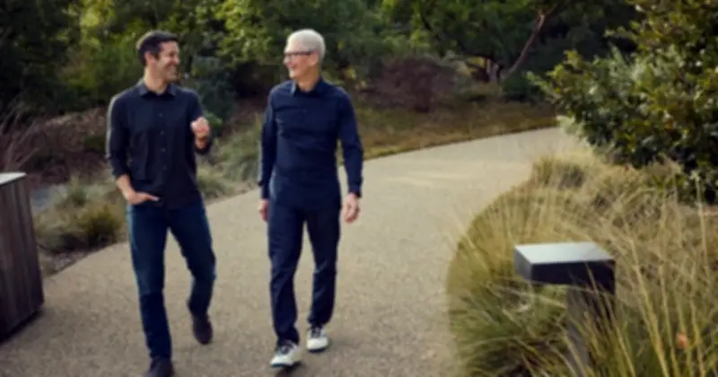 Tim Cook trực tiếp chỉ đạo AI: Canh bạc cuối trước khi rời ghế CEO Apple