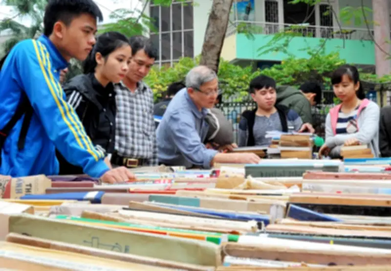 Tiệm sách cũ giữa lòng Hải Phòng: Nơi ký ức và thời gian ngừng trôi
