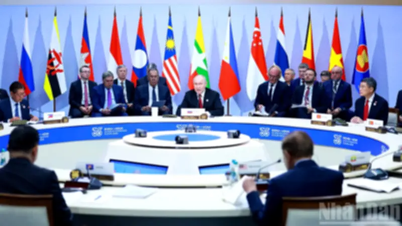 Tổng thống Putin kêu gọi tăng gấp đôi thương mại ASEAN-Nga trong 10 năm
