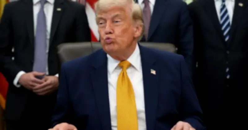 Tổng thống Trump dọa không giúp NATO khi cần sau bất đồng Iran