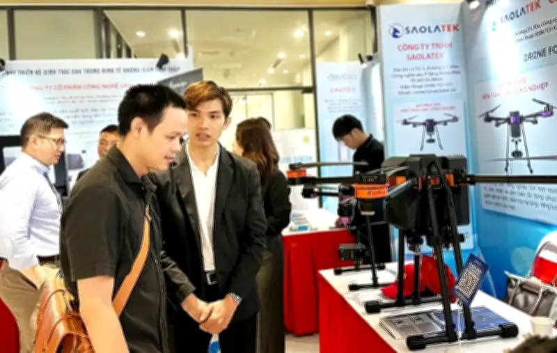 TP.HCM kết nối công nghệ UAV, Tây Ninh khai giảng lớp Đờn ca tài tử