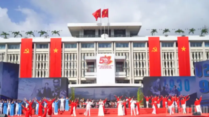 TP.HCM tổng duyệt lễ kỷ niệm 50 năm ngày thành phố mang tên Bác