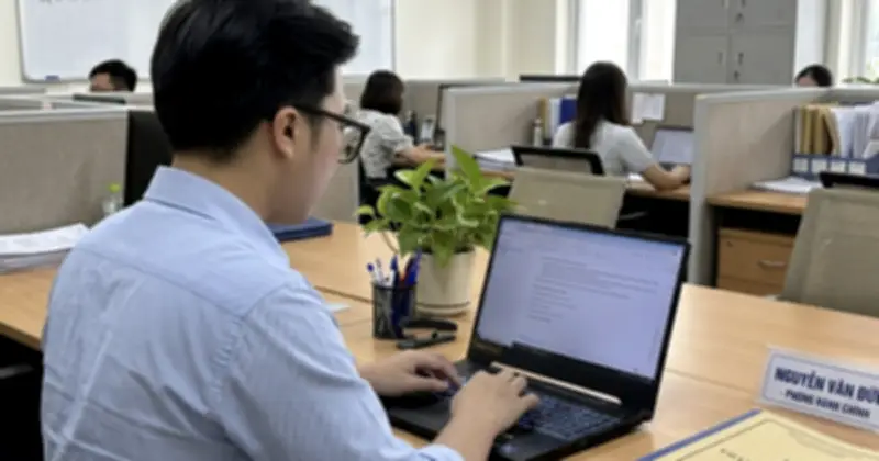 Trợ lý AI tri thức cho cán bộ xã: Giải pháp tra cứu nhanh, cập nhật dễ dàng