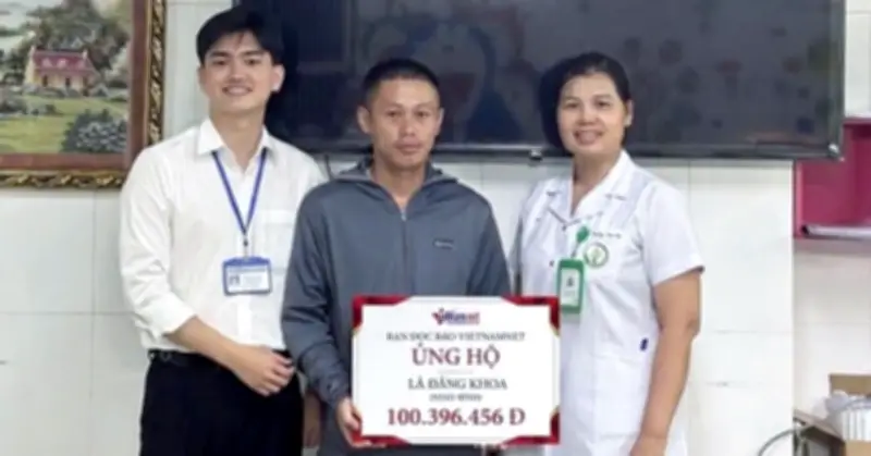 Trao hơn 100 triệu đồng giúp bé trai 1 tuổi ở Ninh Bình mắc bệnh bẩm sinh