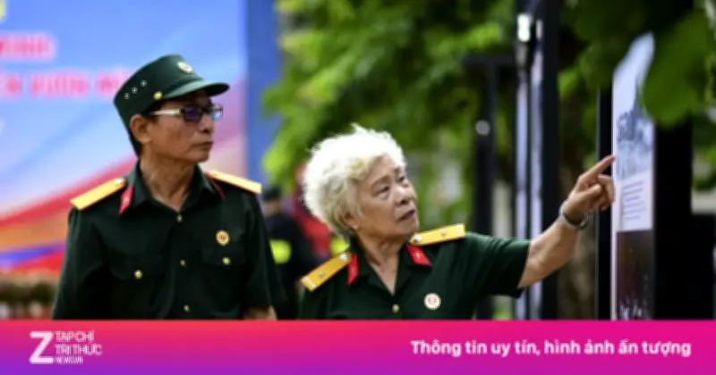 Triển lãm ảnh 50 năm TP.HCM mang tên Bác thu hút đông đảo người dân